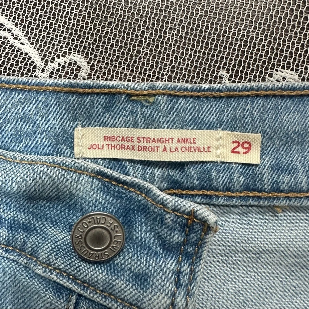 Levis Ribcage Straight Ankle Jeans in  Blue Sz 29 - Picture 6 of 13